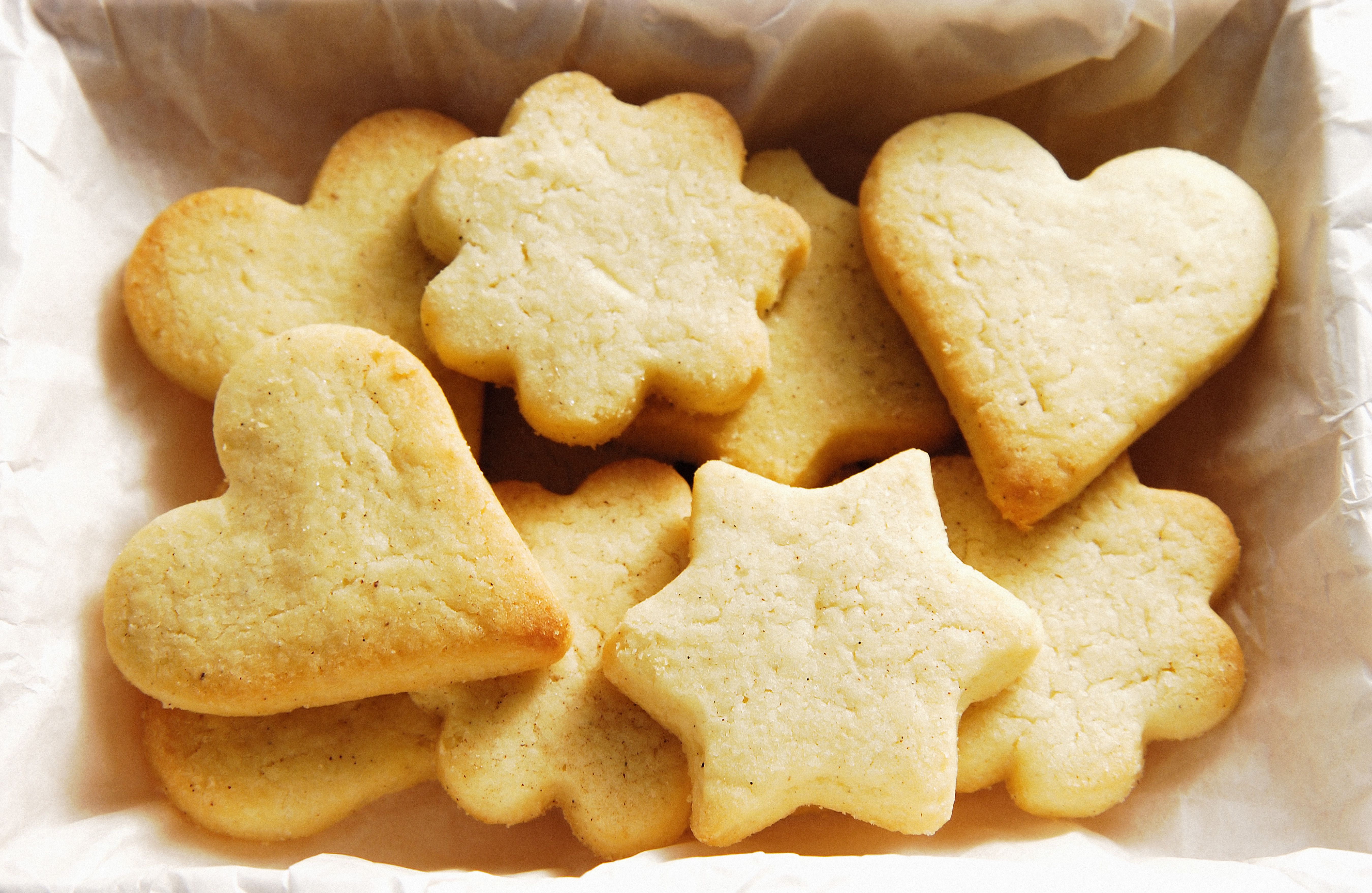 Recept. Песочное печенье ('Shortbread Biscuits'). Ирландское печенье шортбред. Печенье из песочного теста. Печенье в сахаре.